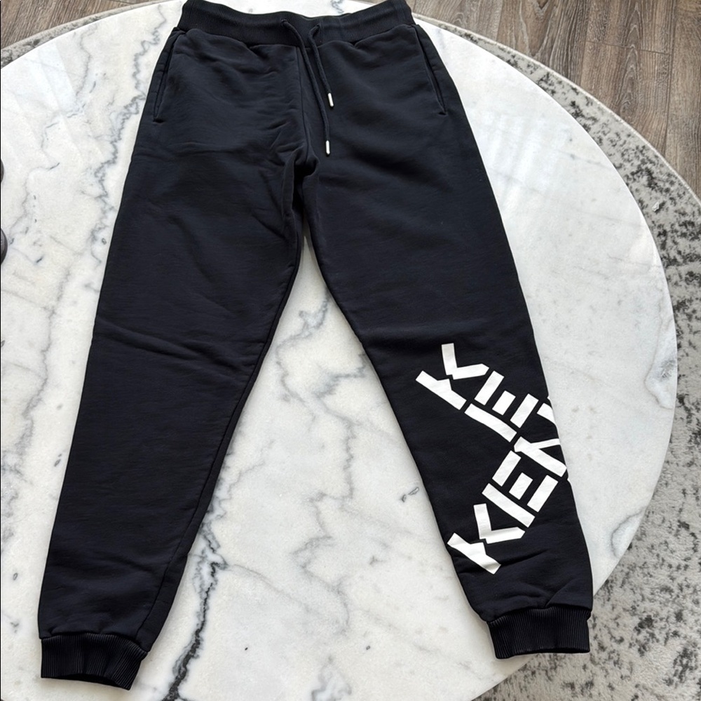 Kenzo Black Sweatpants with White Tag